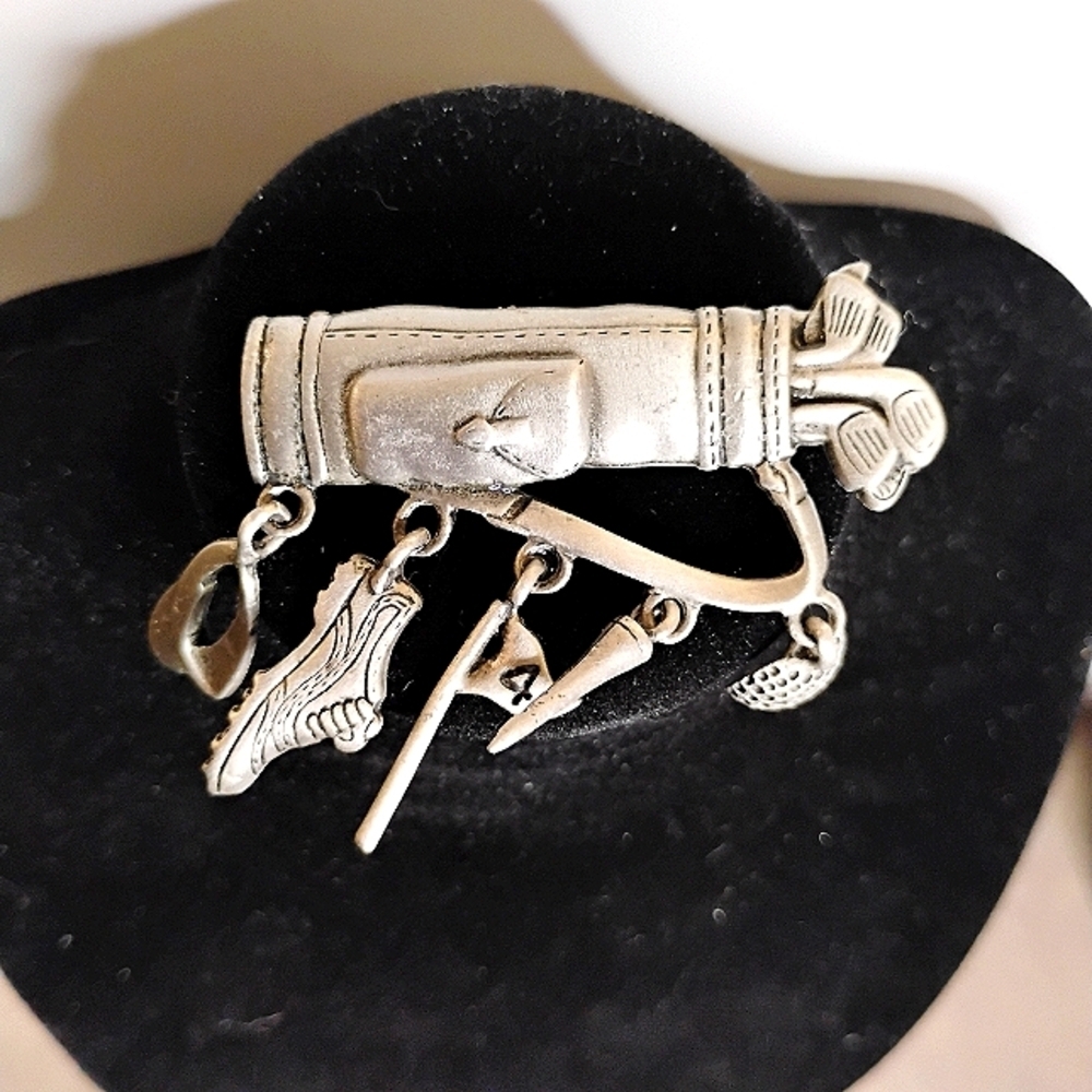 Signed JJ Golf‎ Bag Clubs Dangle Pewter Brooch Pin